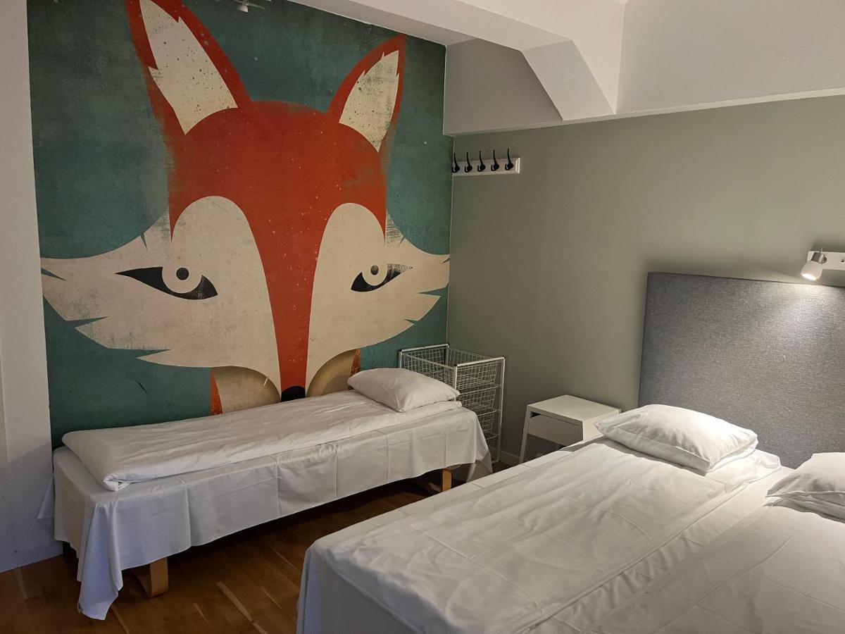 Driepersoonskamer met Badkamer
