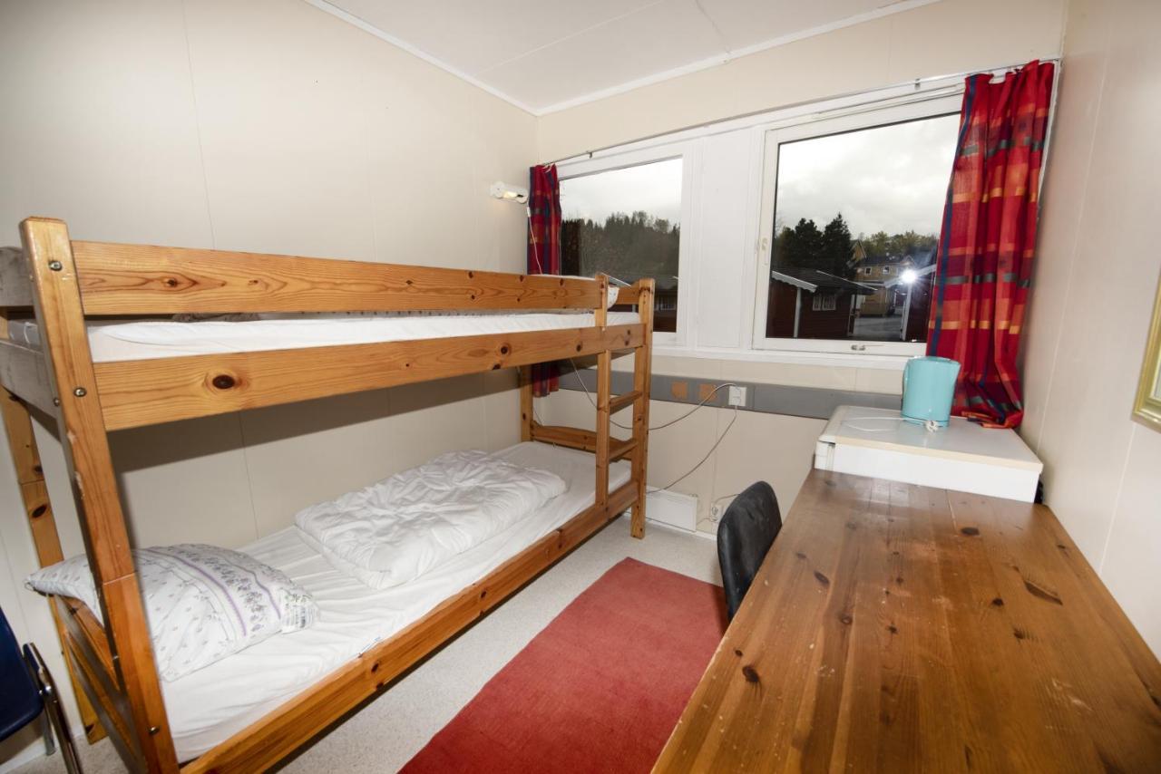 Small Twin Room,976576993:JPEG