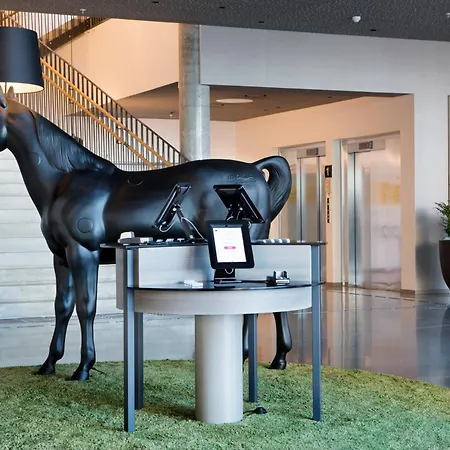 Comfort Hotel Bergen Airport-3